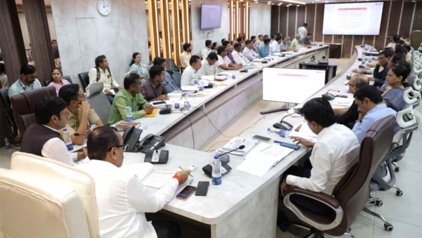 Nanded Review Meeting Atul Save Farmer Policy