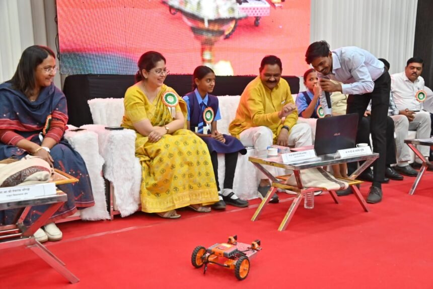 Quality Students Education Ashok Uike Chandrapur